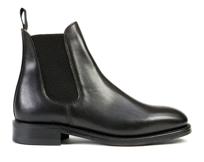 TOWCESTER Men's Wide G Fit Black Calf Chelsea Boot Rubber Sole