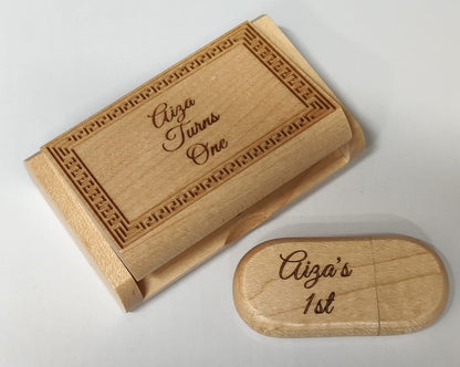 Personalised Maple wood USB 3.0 16GB flash drive in presentation box