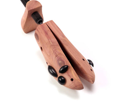 *Latest model* Ladies cedar wood shoe stretcher with bunion buttons